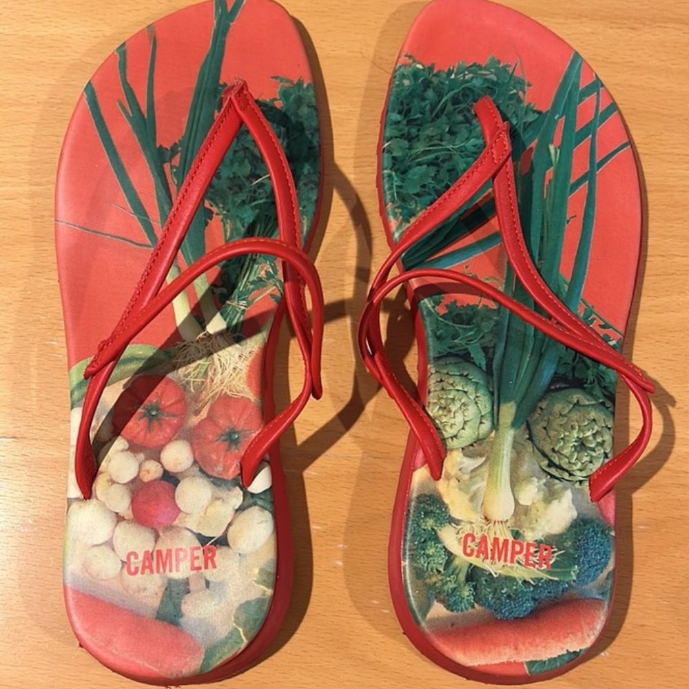 Camper Red Vegetable flip flop sandals, size 9